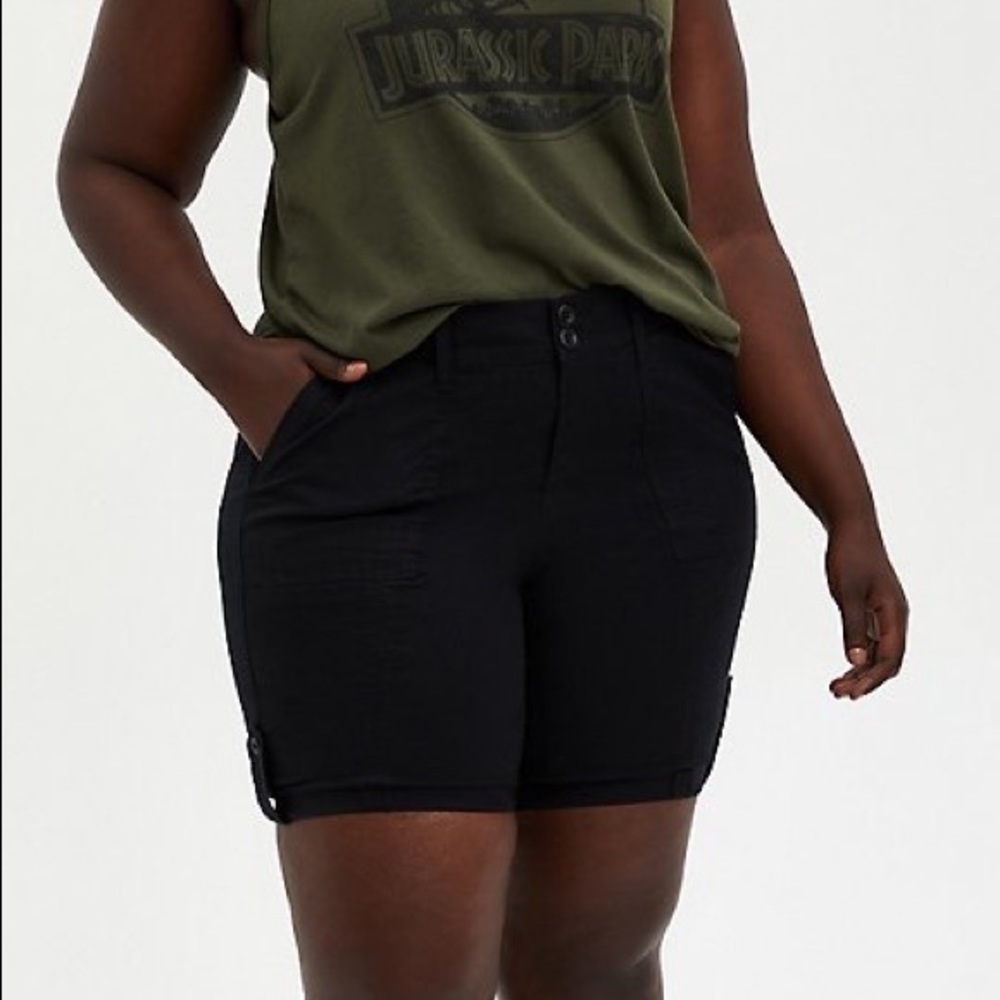 BERMUDA SHORT - STRETCH POPLIN BLACK